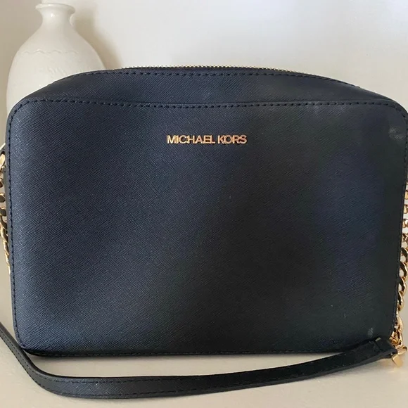 Michael Kors Crossbody Handbag - Picture 1 of 3